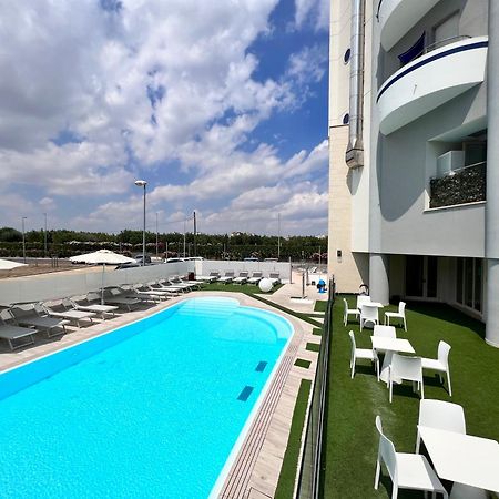 Blue Paradise Hotel San Mauro Mare Luaran gambar