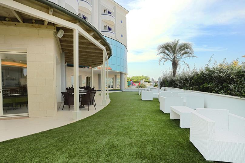 Blue Paradise Hotel San Mauro Mare Luaran gambar